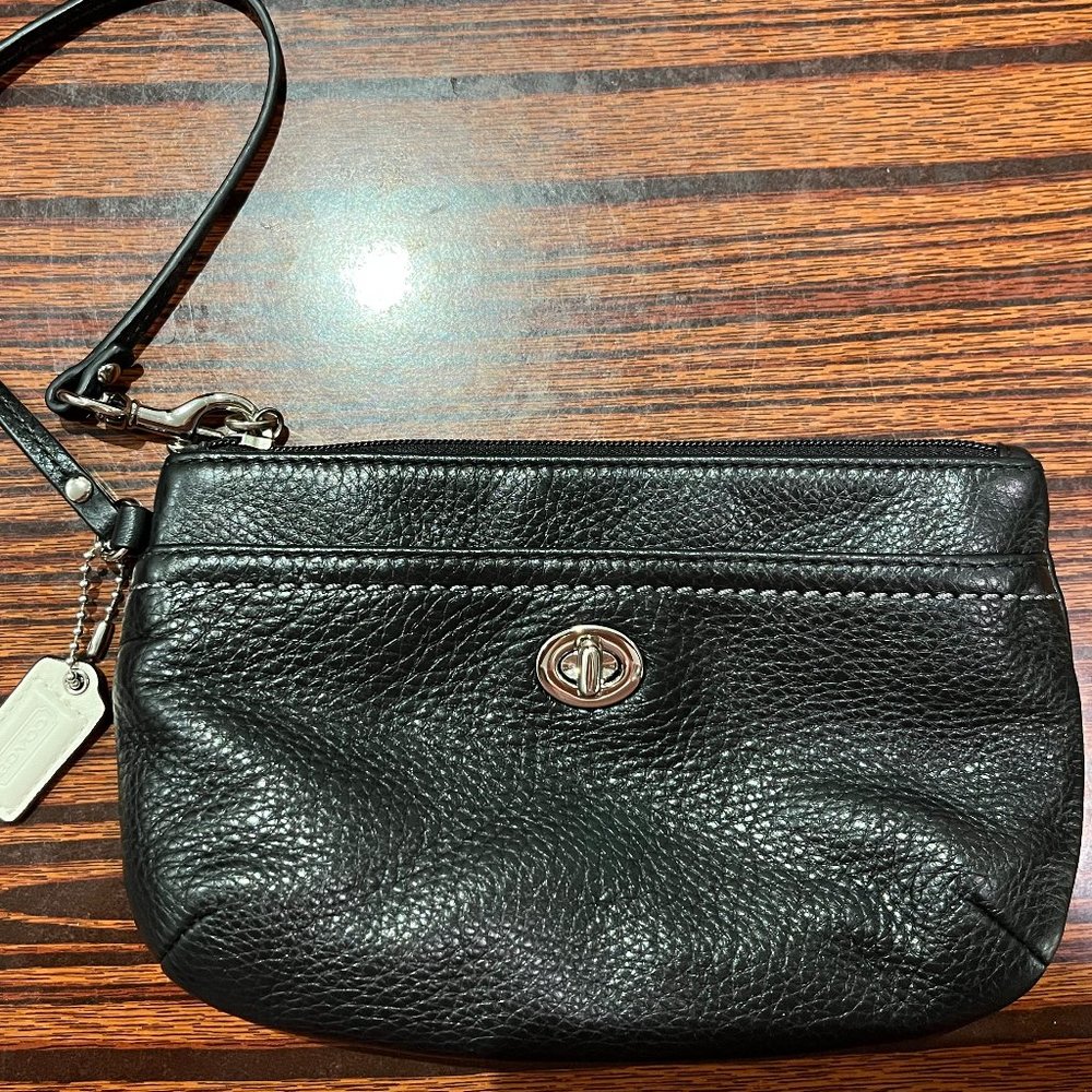 COACH Black Wristlet Zip Closure